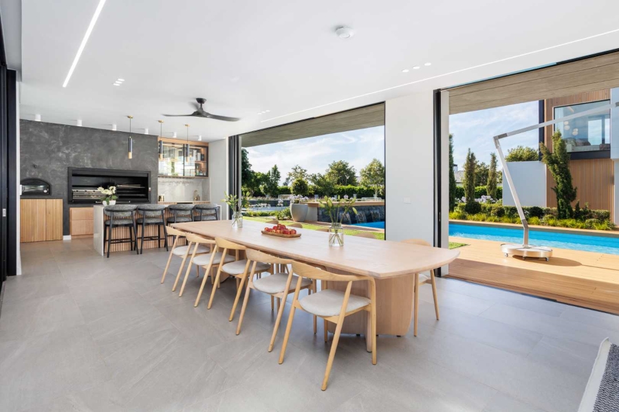 7 Bedroom Property for Sale in Val De Vie Estate Western Cape